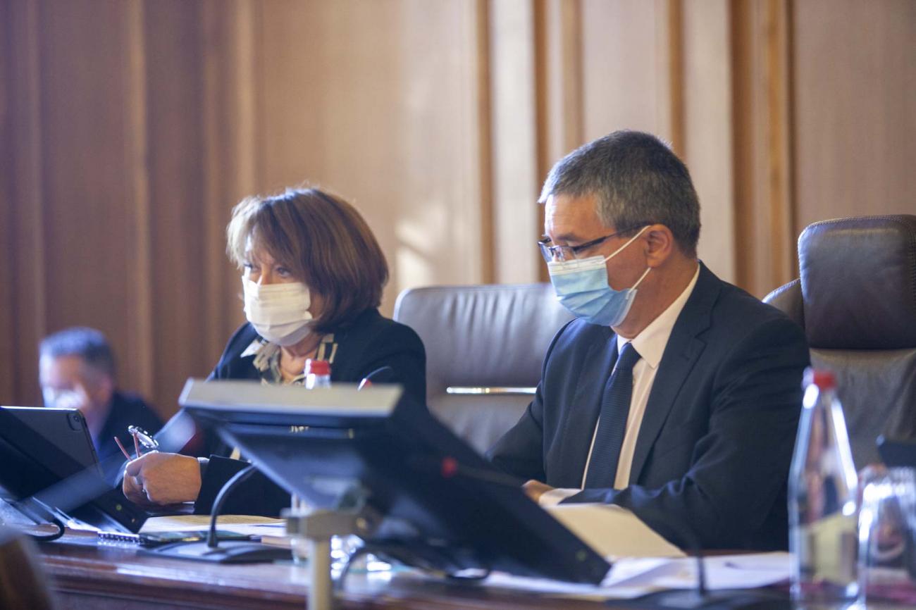 La Sortie De Vigueur Des Actes Administratifs Unilatéraux