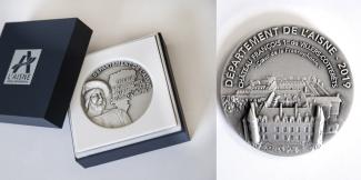 Médaille Villers Cotterets boite et verso