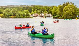 Cap Collège Olympique - le relais en canoë