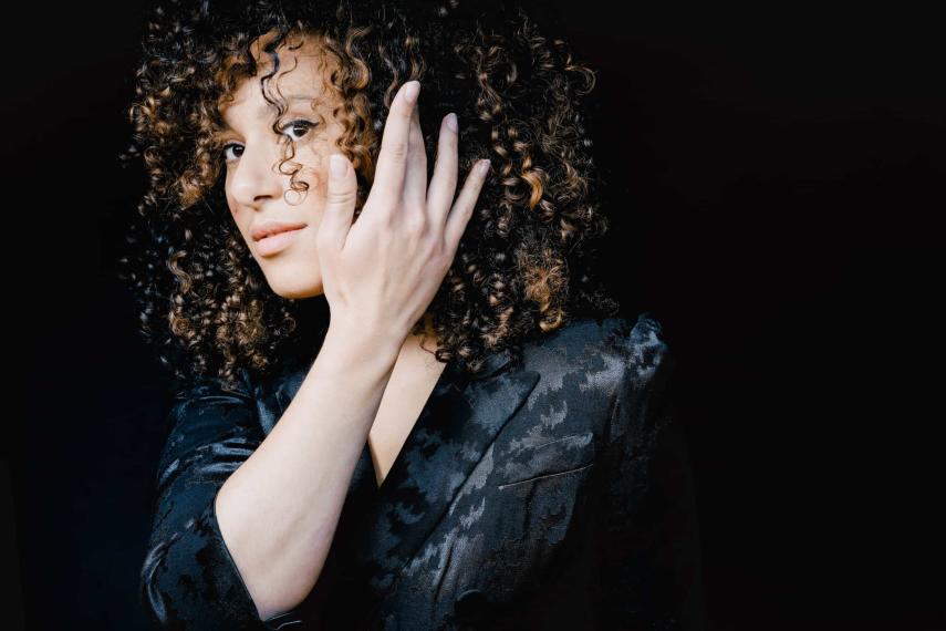 Adele-Charvet-©-Marco-Borggreve-1-scaled