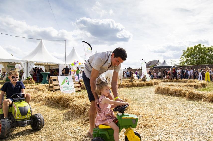 Foire aux fromages < La Capelle < Thiérache < Aisne < Hauts-de-France