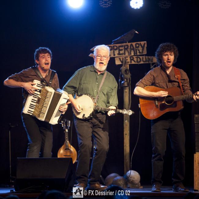 Spectacle Long Way Tipperrary