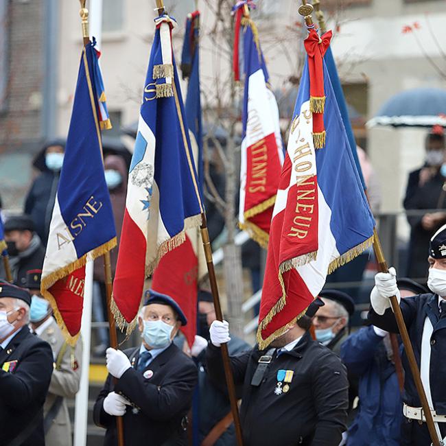 la-résilience-montcornet-de-gaulle-1940-bataille-France-portes-drapeaux