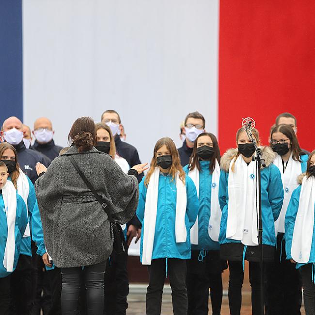 la-résilience-montcornet-de-gaulle-1940-bataille-France-collégiens-élèves-marseillaise